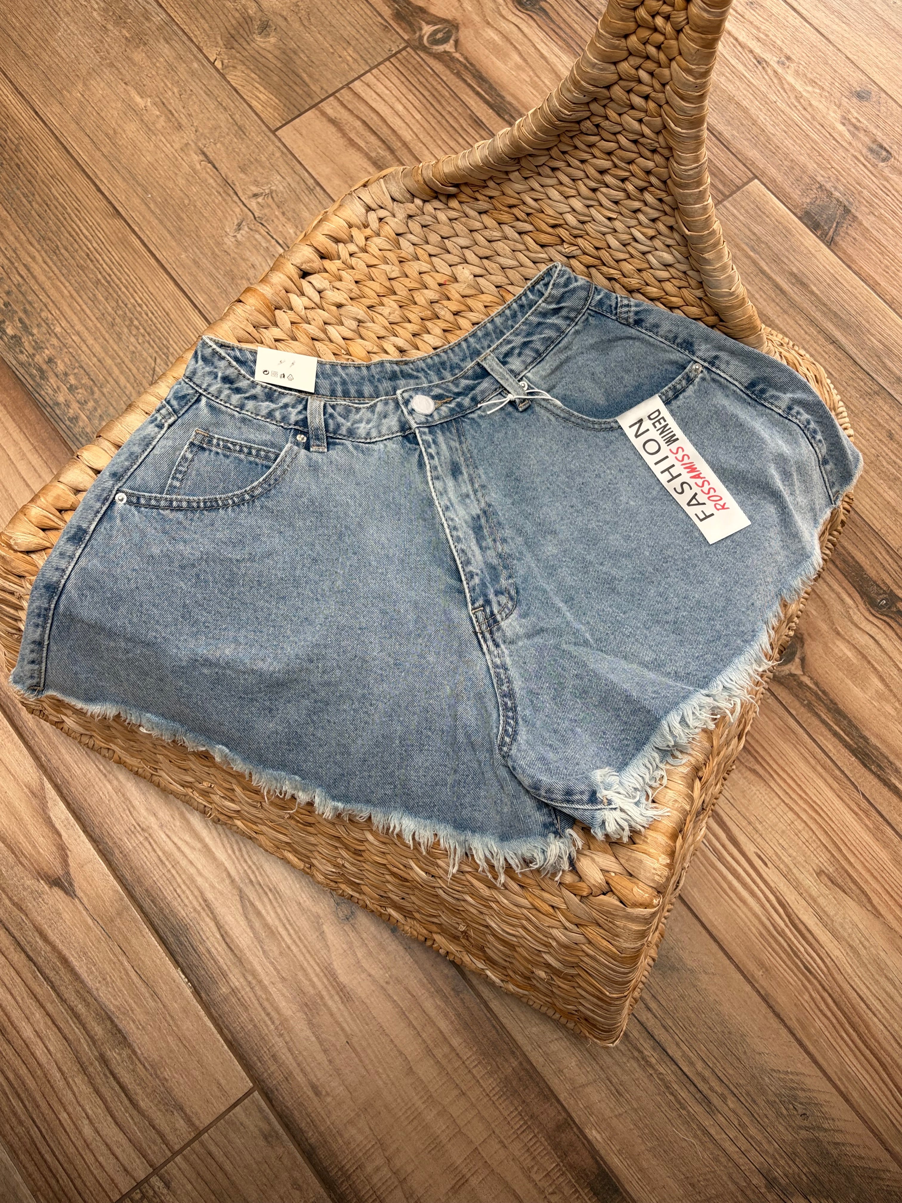 Short victoria